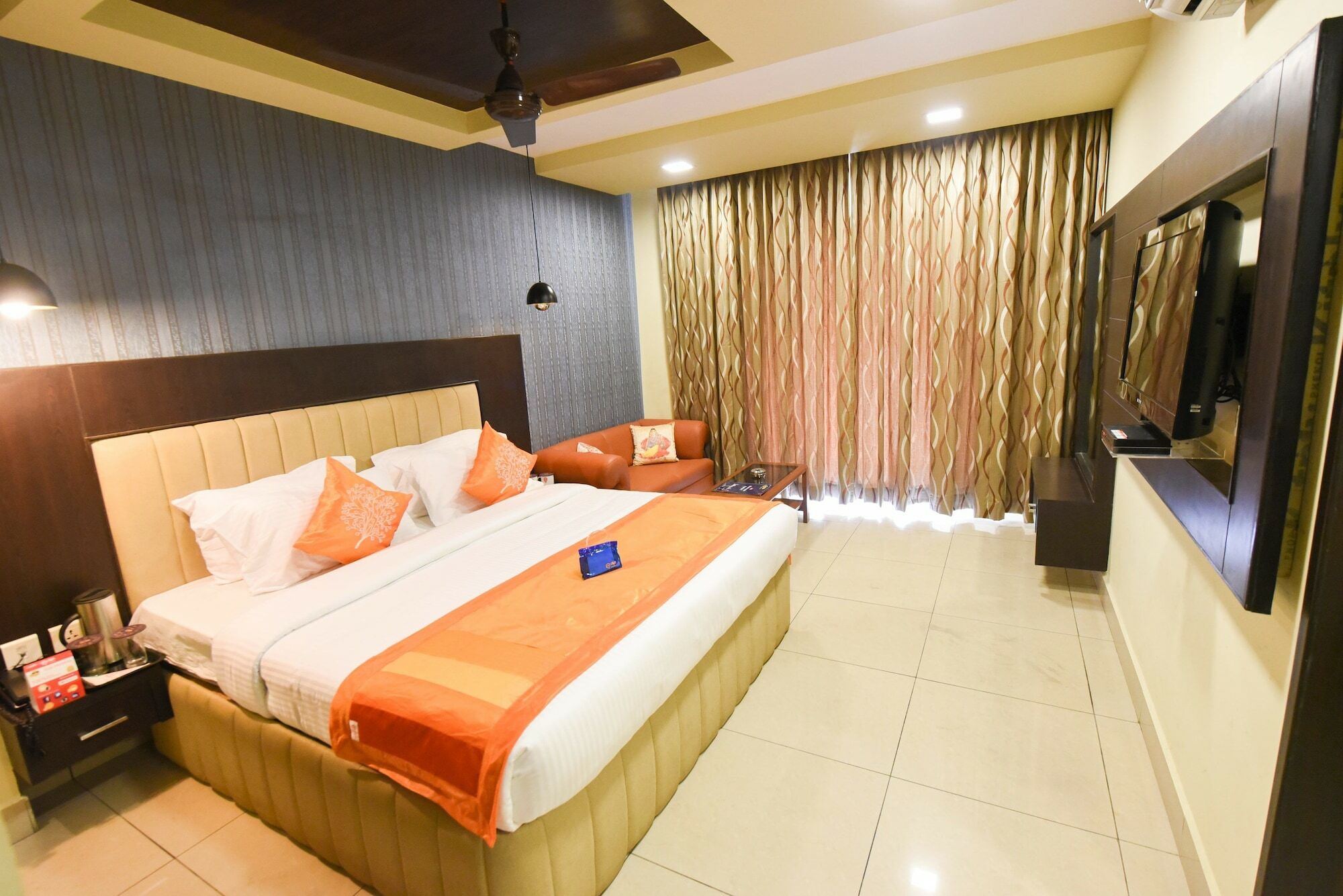 โอโย ทาวน์เฮาส์ 508 เลควิว พาร์ค Hotel เชนไน ภายนอก รูปภาพ