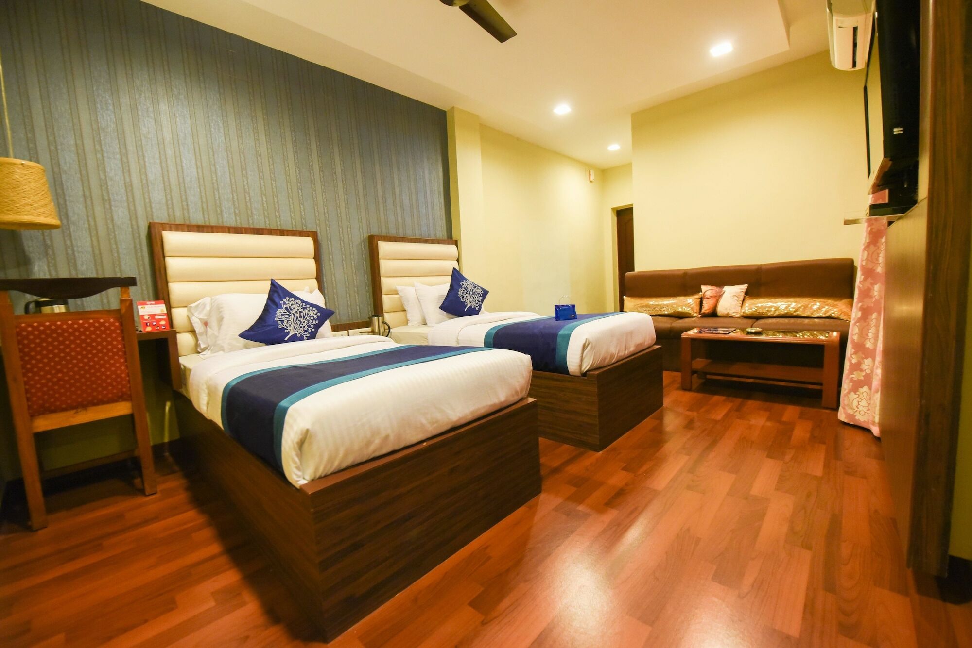 โอโย ทาวน์เฮาส์ 508 เลควิว พาร์ค Hotel เชนไน ภายนอก รูปภาพ